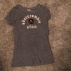 good condition abercrombie kids gray shirt
